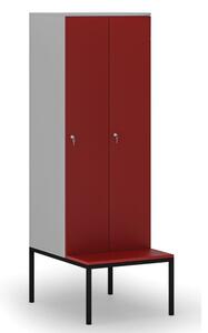 Drevená šatníková skrinka s lavičkou, 2 oddiely, cylindrický zámok, sivá / červená