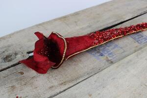 Červený umelý kvet saracénie 68cm