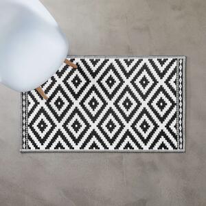 COLOUR CLASH Vonkajší koberec ethno kosoštvorce 150 x 90 cm - biela/čierna