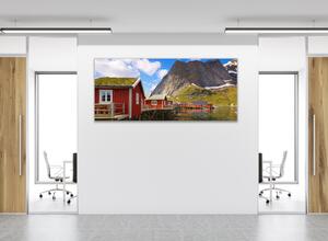 Obraz sklenený červené chaty nad jazerom - 50 x 100 cm