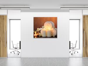 Obraz sklenený biela svieca, uterák a kvet - 34 x 34 cm