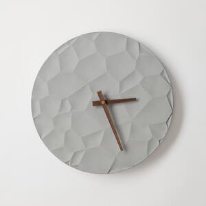 ODLITO Betónové nástenné hodiny Mesačný kráter – prírodná – 30 cm – hnedé ručičky