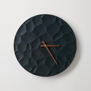 ODLITO Betónové nástenné hodiny Mesačný kráter – grafit (čierna) – 30 cm – hnedé ručičky