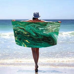Plážová osuška so zeleným abstraktným vzorom Zelená