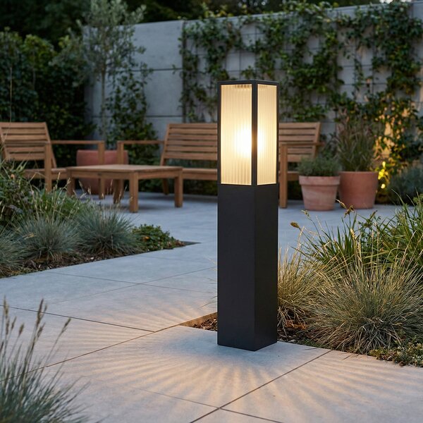 Stojaca vonkajšia lampa čierna s rebrovaným sklom 80 cm IP44 - Charlois
