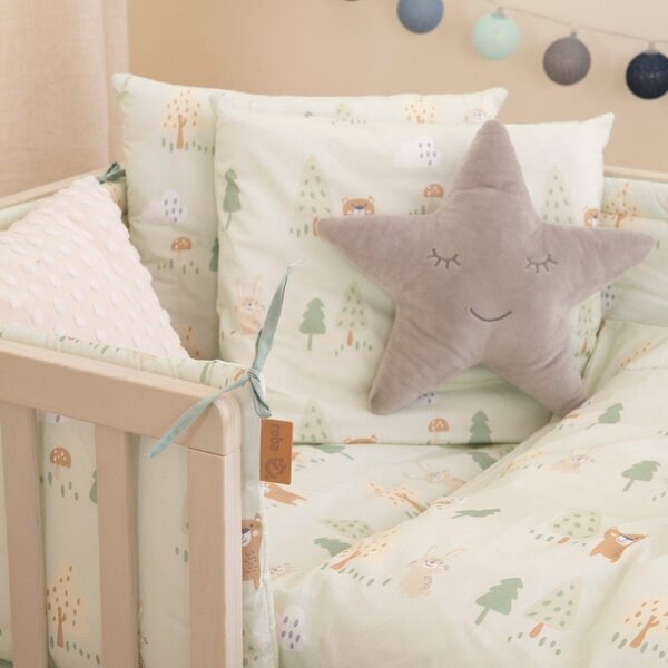 Svetlozelený bavlnený mantinel do postieľky 170 cm Woodland Buddies – Roba
