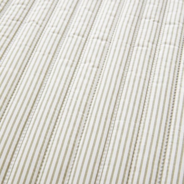 Zelený prešívaný pléd 220x230 cm Stripe – Catherine Lansfield