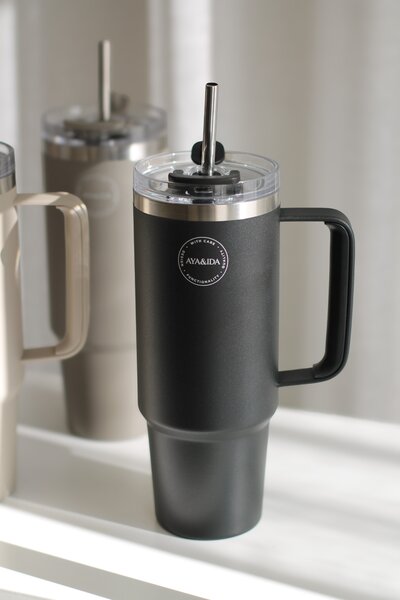 Termopohár so slamkou 885 ml Matte Black AYA&IDA