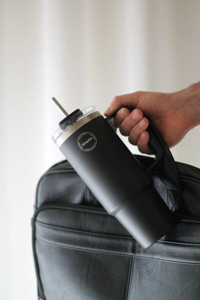 Termopohár so slamkou 885 ml Matte Black AYA&IDA