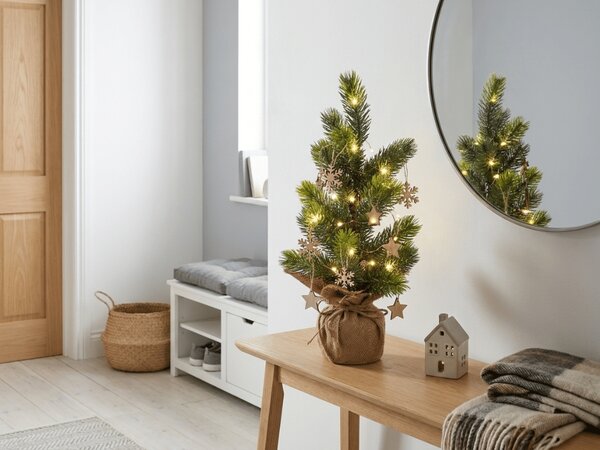 Umelý vianočný stromček LITTLE SPRUCE s LED osvetlením, 37 cm