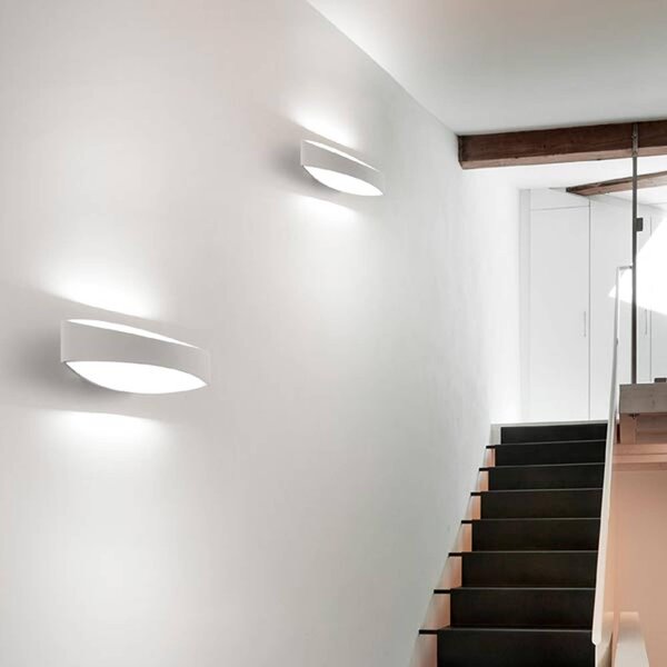 Bridge - nástenné svietidlo LED z tlakovo liateho hliníka, Biela / opálová, Obývacia izba / jedáleň, Hliník, Moderný, Nástenné svietidlo