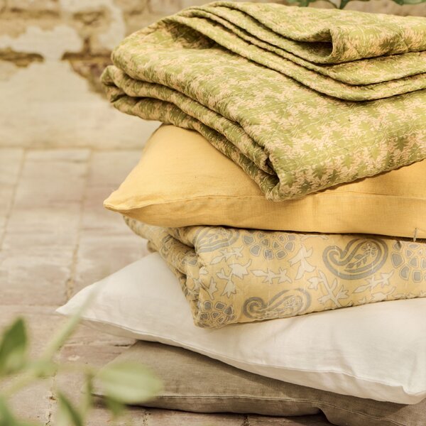 Prešívaný prehoz Soft yellow /off white / grey 130 × 180 cm