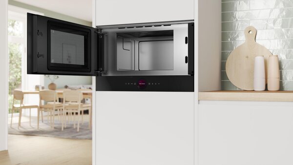 Bosch BFL7221B1 + kupóny na daľší nákup - Mikrovlnna rúra zabudovateľná