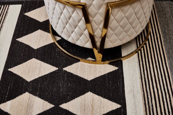 Diamond Carpets India , Ručne viazaný kusový koberec Alberta DESP P114 Dark Coffee Mix, 80x150, hnedá, chodba / predsieň
