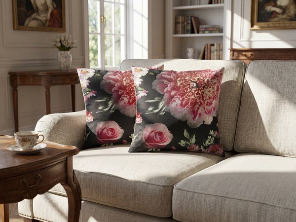 Dekoratívny vankúš s kvetinovým motívom ružovým na čiernom pozadí polyester 45 x 45 cm moderný dizajn