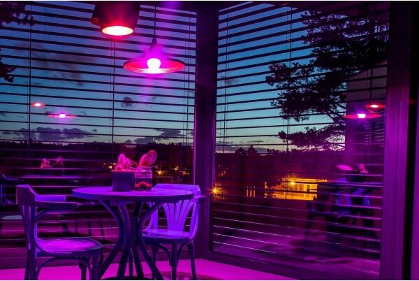 Immax NEO 07712CDO-SADA 3xLED RGB Stmievateľná žiarovka E27/9W/230V Wi-Fi Tuya+DO