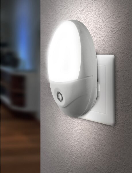 Globo 31934W - LED Orientačné svietidlo do zásuvky CHASER 4xLED/0,6W/230V