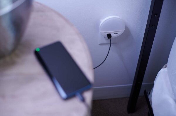 Osram - LED Nočné svietidlo do zásuvky so snímačom LUNETTA 2xUSB LED/13W/230V