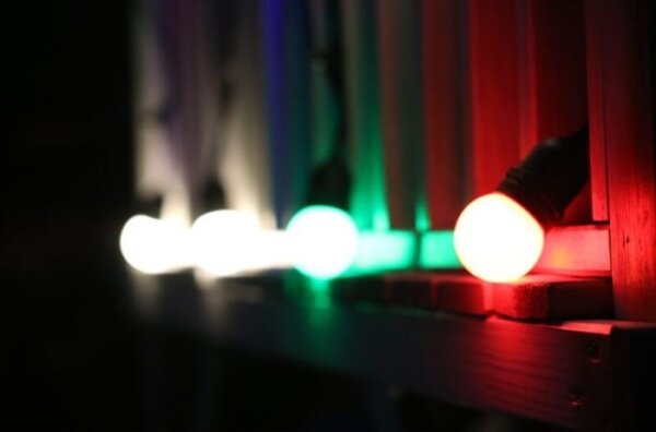 SADA 2x LED Žiarovka PARTY E27/0,5W/36V červená 3000K