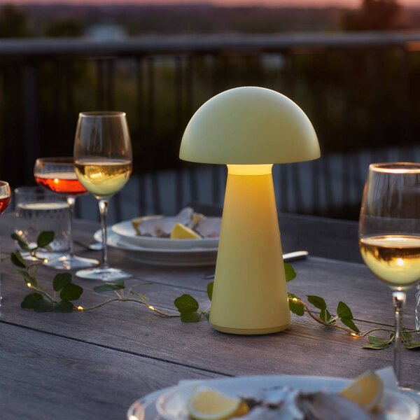 Stolová LED lampa na batérie Sam, žltá, plast, výška 28 cm, IP54, Žltá / oranžová, Plast, Škandinávsky, Stojacie svietidlo