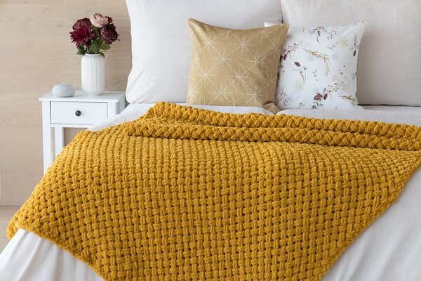 Deka Knittingly zlatá Ručně pletená deka 130/170