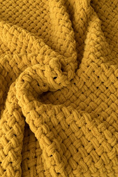 Deka Knittingly zlatá Ručně pletená deka 130/170