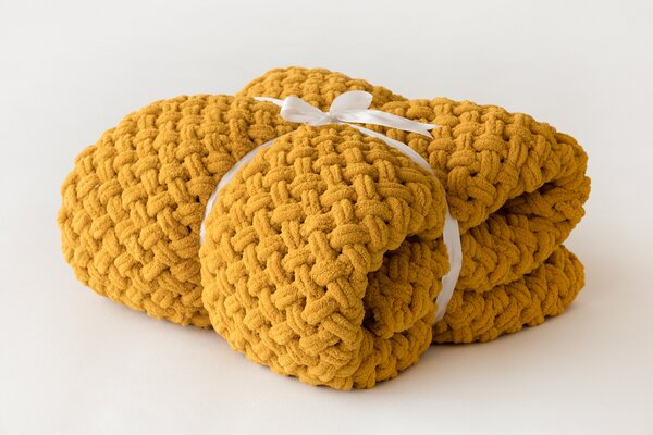 Deka Knittingly zlatá Ručně pletená deka 130/170