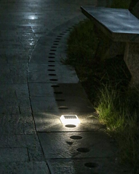Immax 08495L - LED solárne vonkajšie svetlo so senzorom LED/0,03W/1,2V IP54