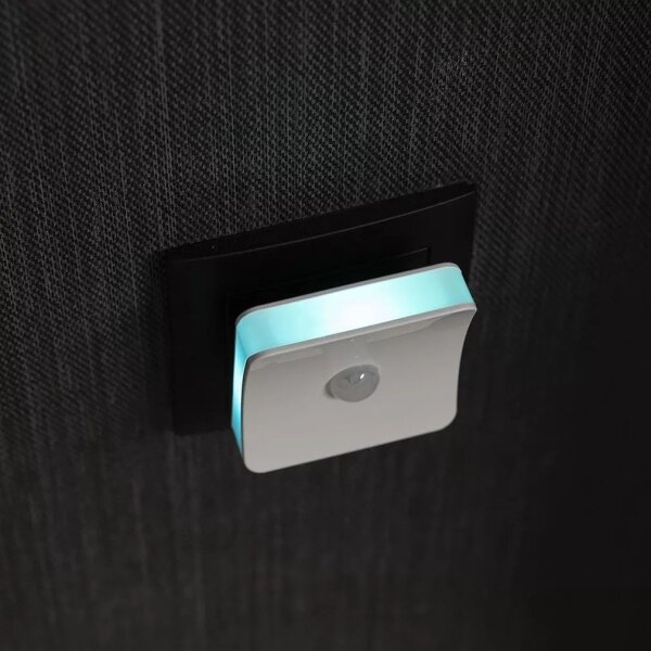 Osram-LED RGB orientačné svietidlo do zásuvky so snímačom LUNETTA LED/0,3W/230