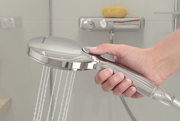 GROHE Rainshower SmartActive 130 - Sprchový set s tyčou 900 mm a s 3 prúdmi, chróm 26578000