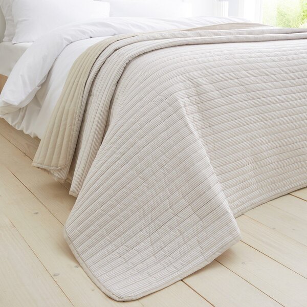 Béžový prešívaný pléd 220x230 cm Stripe – Catherine Lansfield