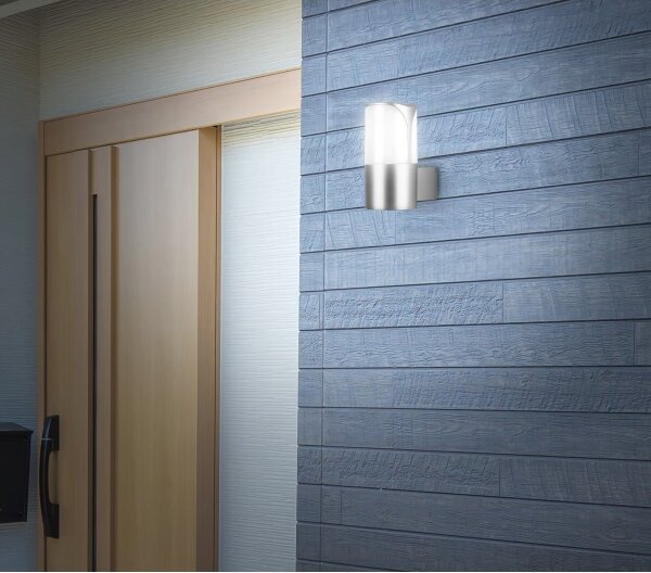 Briloner 320304TF - Vonkajšie nástenné svietidlo 1xE27/12W/230V IP44 strieborné
