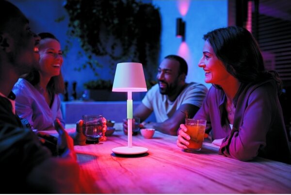 Philips-LED RGBW Stmievateľná dotyková lampa Hue GO LED/6,2W/230V 2000-6500K IP54