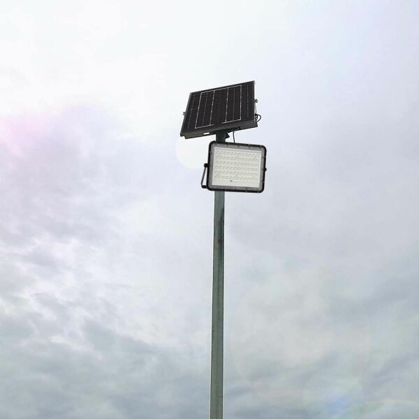 LED Vonkajší solárny reflektor LED/15W/3,2V IP65 4000K čierna + DO