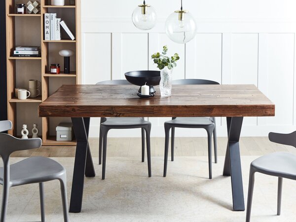Jedálenský stôl tmavohnedý borovicové drevo MDF 160 x 90 cm čierne kovové nohy jedáleň obývacia izba industriálny štýl