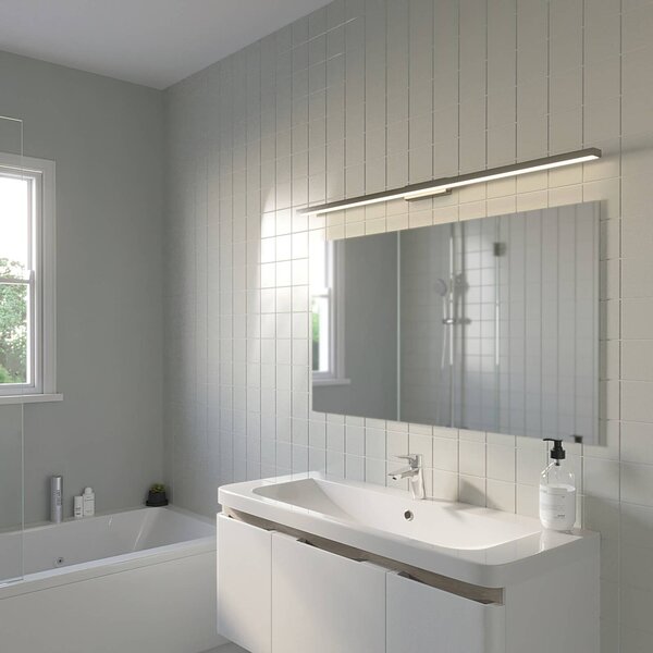 Lindby Kúpeľňové a zrkadlové svietidlo LED Alenia, 120 cm, chróm, Chrómová / strieborná, Kúpeľňa, Hliník, Moderný, Nástenné svietidlo