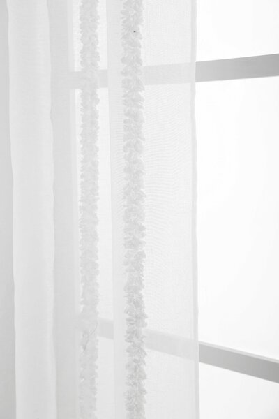 Biely záves TASMA so vzorom 140x250 cm Zavesenie: Kovové krúžky