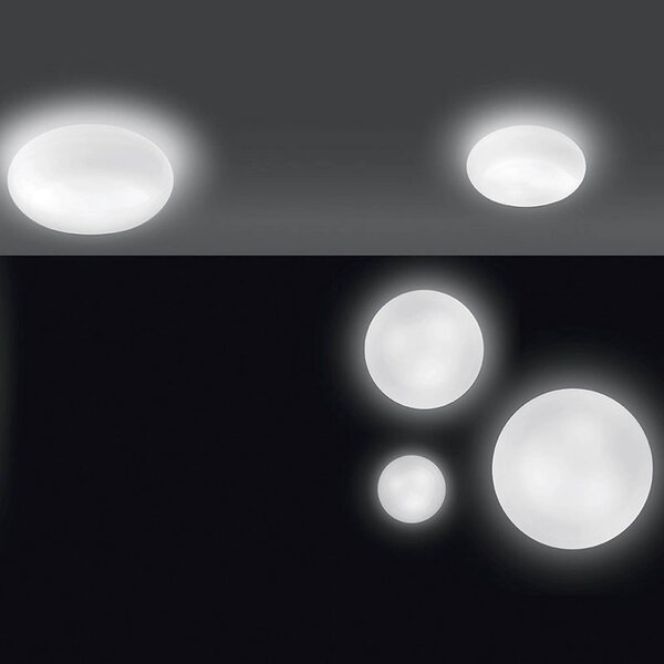 Artemide Itka sklenené nástenné svetlo IP65 Ø 20 cm, Biela / opálová, Obývacia izba / jedáleň, Sklo, Moderný, Nástenné svietidlo