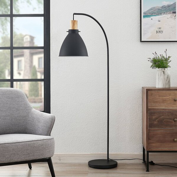 Lindby Stojacia lampa Trebale, čierna, drevo, 154 cm, E27, Čierna, Obývacia izba / jedáleň, kov, Škandinávsky, Stojaca lampa