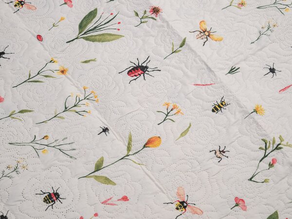 Prehoz na posteľ INSECTA, krémový Rozmer: 170 x 210 cm
