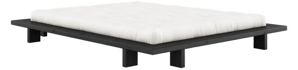 Čierna dvojlôžková posteľ z borovicového dreva s roštom 160x200 cm Japan - Karup Design