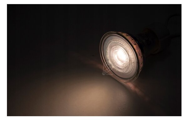 LED žiarovka Philips GU10 - 4W - 345 Lm - teplá biela - CorePro Premium