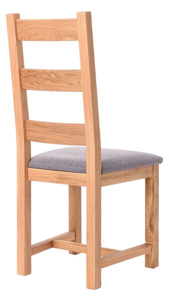 Dubová stolička Ladder Back sivá látka