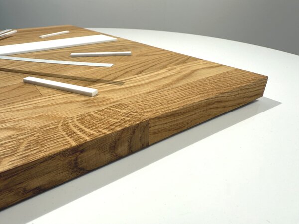 Dekorstudio Elegantné drevené hodiny DUB klasik SQ 50cm - biele
