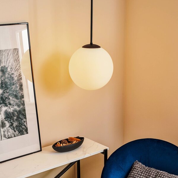 ALDEX Závesné svietidlo Dione, 1-plameňové, biele/čierne 30cm, Biela / opálová, Obývacia izba / jedáleň, Sklo, Moderný, Závesné svietidlo