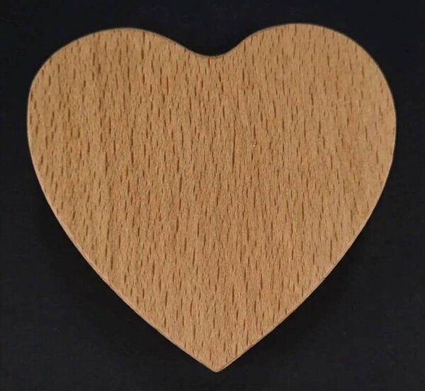 AMADEA Drevená krabička v tvare srdca, masívne drevo, 8x3 cm