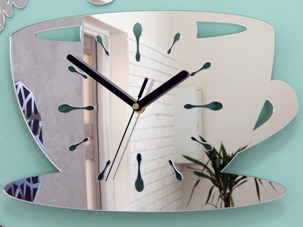 Moderné nástenné hodiny CUP MIRROR