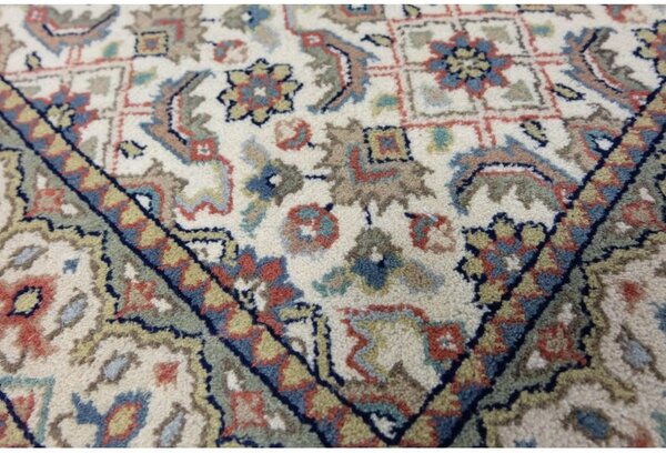Menší orientálny koberec Suarti 9605 Creme 0,70 x 1,40 m