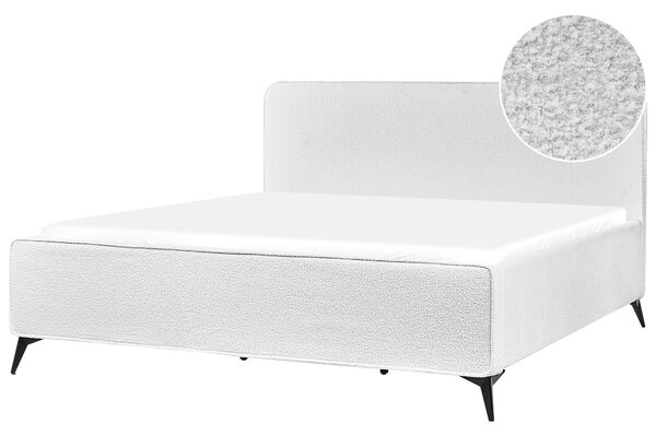 Rám postele s čelom biele buklé čalúnenie čierne kovové nohy 180 x 200 cm klasický minimalistický štýl spálňa