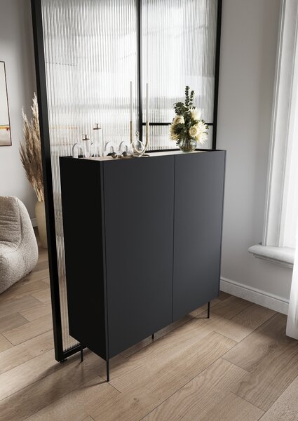 Vysoká komoda Desin 120 cm s dvoma dverami a skrytými zásuvkami - čierny mat / dub nagano